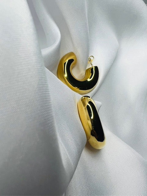 Cassandra Chunky Earrings